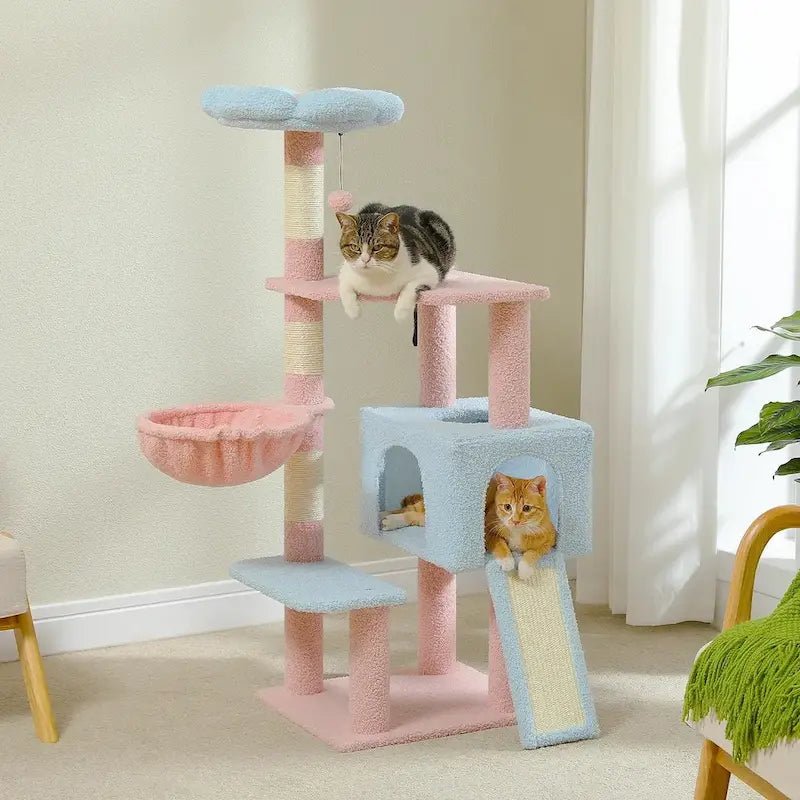 Arbre à chat 120 cm Chatizon rose et bleu, chats dans la niche et sur la plateforme