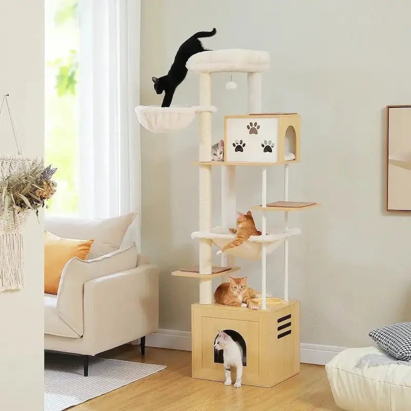 Arbre à chat meuble 7 niveaux Félihaus en bois clair, chats sur les plateformes