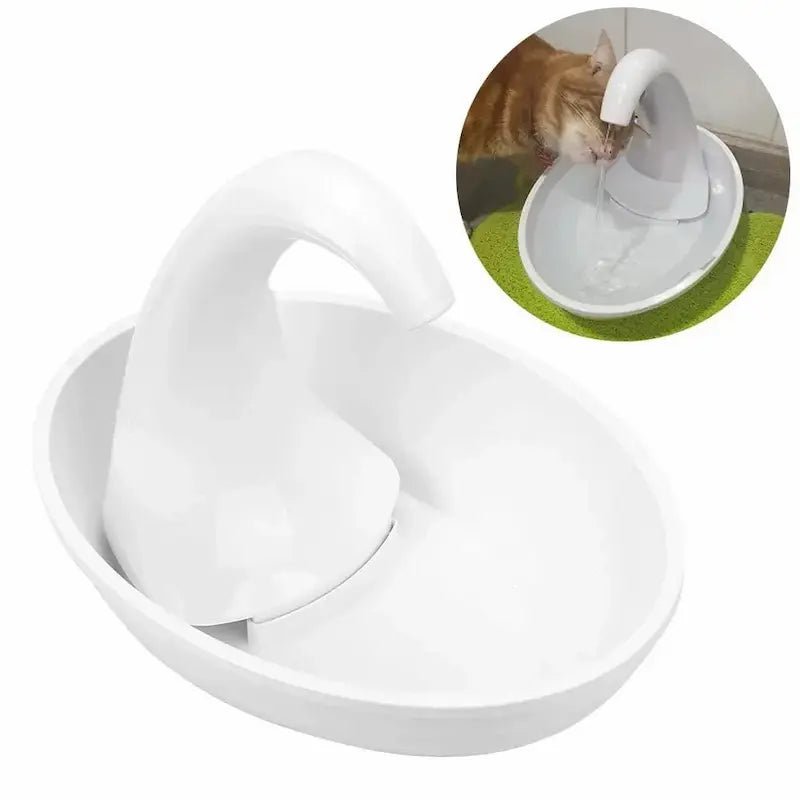 Fontaine automatique pour chat Miautek blanche en forme de cygne