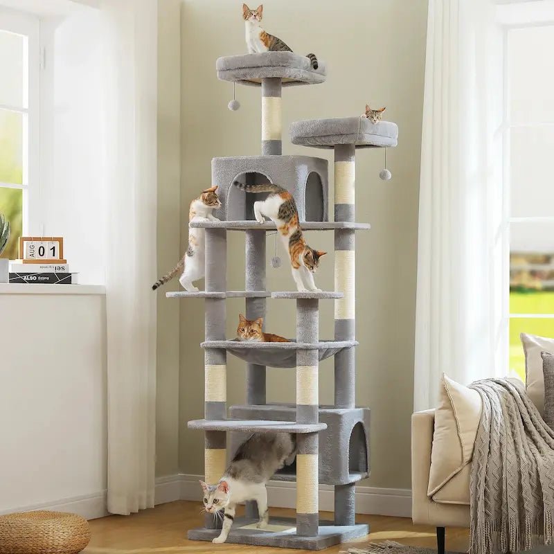 Grand arbre à chat multi-niveaux AltoPurr gris clair, chats qui grimpent et se reposent